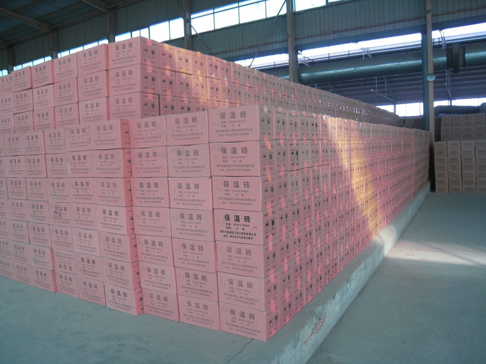 Lightweight brick warehouse