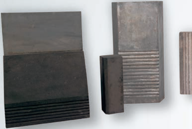 Silicon Nitride Nonded Silicon Carbide Products For Aluminum Electrolytic Cells
